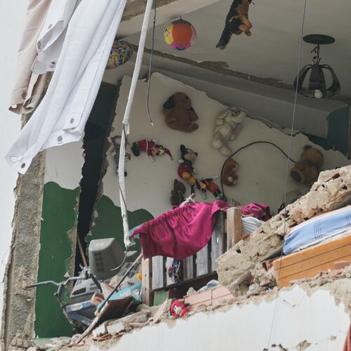 Stuffed animals decorate the wall of an apartment damaged in the earthquakes that struck La Guaira, Venezuela, Thursday, July 2, 2026. (AP Photo/Ariana Cubillos)