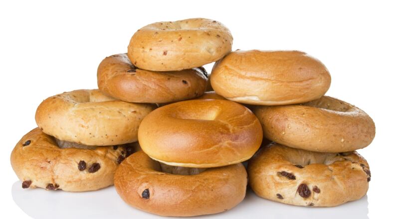 A customer at a New York deli wasn't happy his bagel sandwich was taking so long to make.