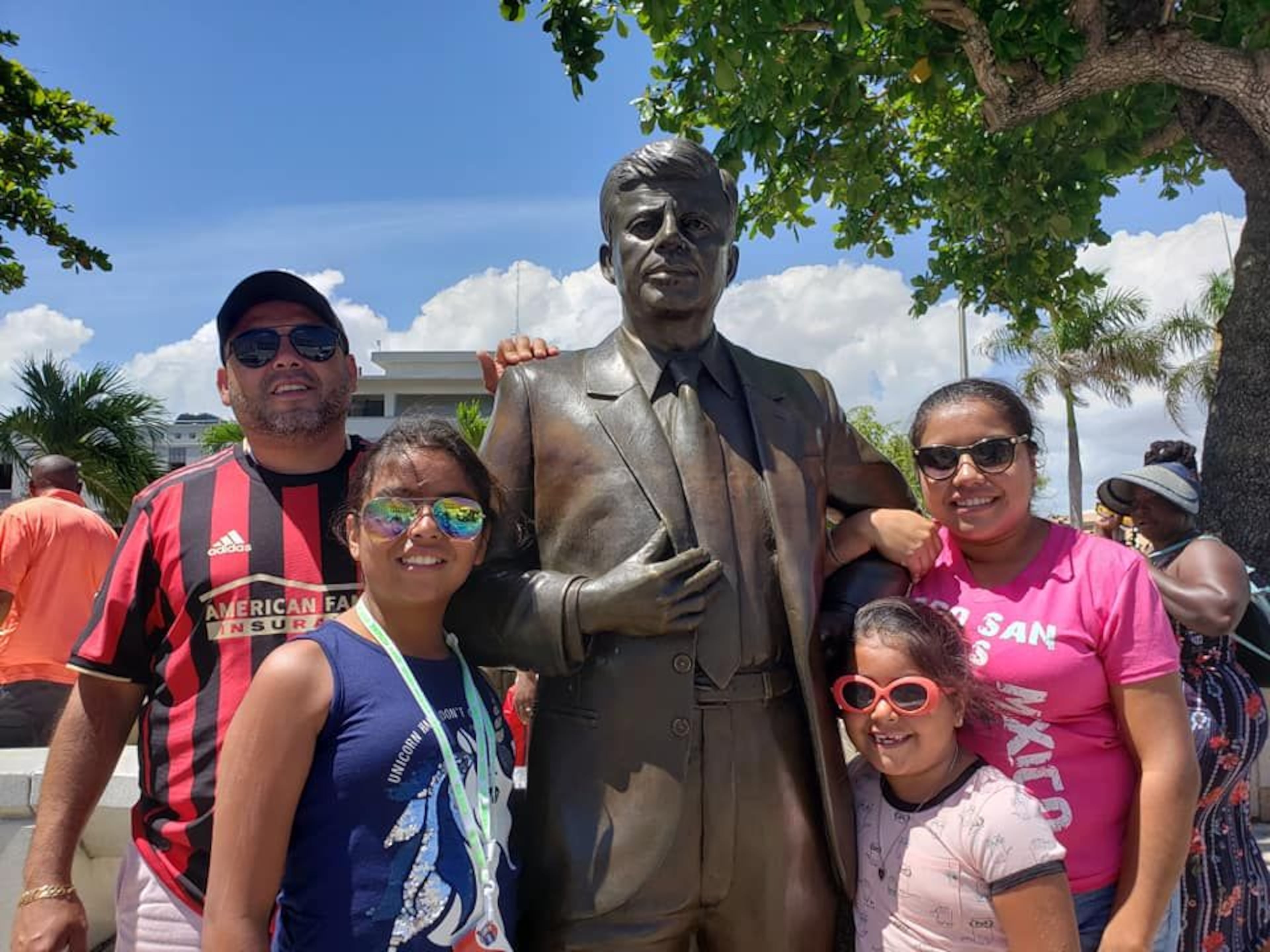 Efrain Gonzalez is seen with his family. (Courtesy of Gonzalez family)