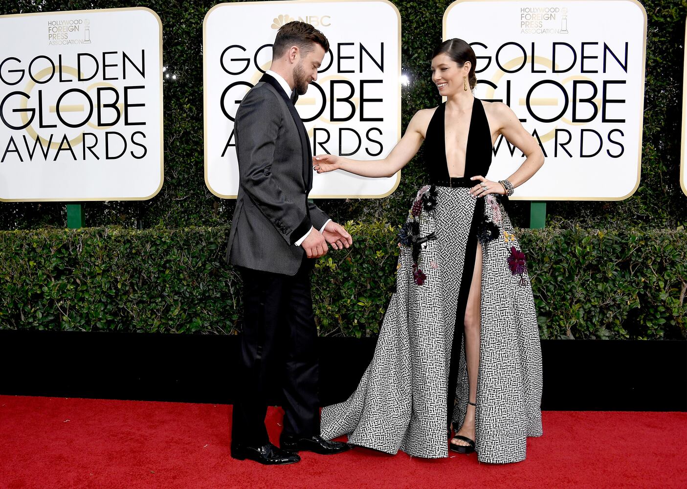 golden globes red carpet