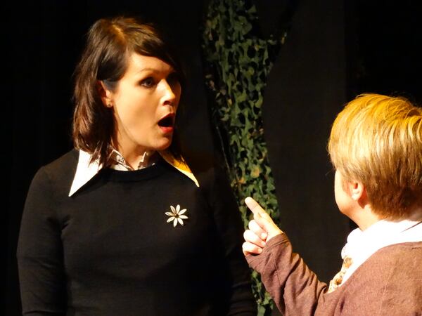 Amber Nash with Leslie Sharp during a recent TheatreSports performance for Dad's Garage. CREDIT: Rodney Ho/rho@ajc.com