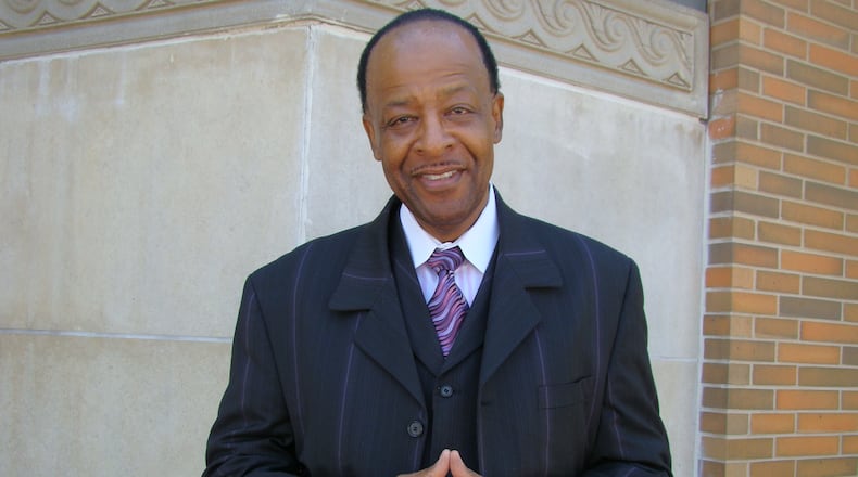 Larry Tinsley has been a long-time host at V-103 and garners huge ratings. CREDIT: Rodney Ho/ rho@ajc.com