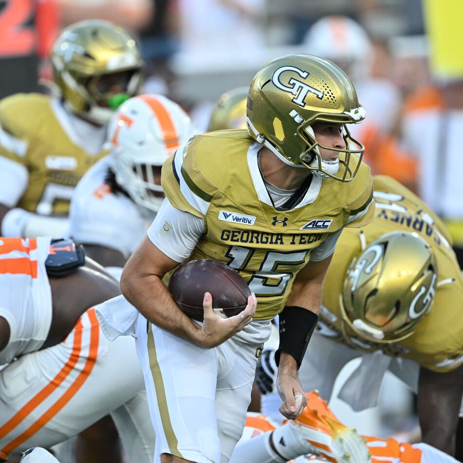 Georgia Tech quarterback Alberto Mendoza runs the ball during the first half of the game against Tennessee at Bobby Dodd Stadium on Saturday, Sept. 12, 2026, in Atlanta. The Yellow Jackets lost 45-24 against the Volunteers. (Hyosub Shin/AJC)