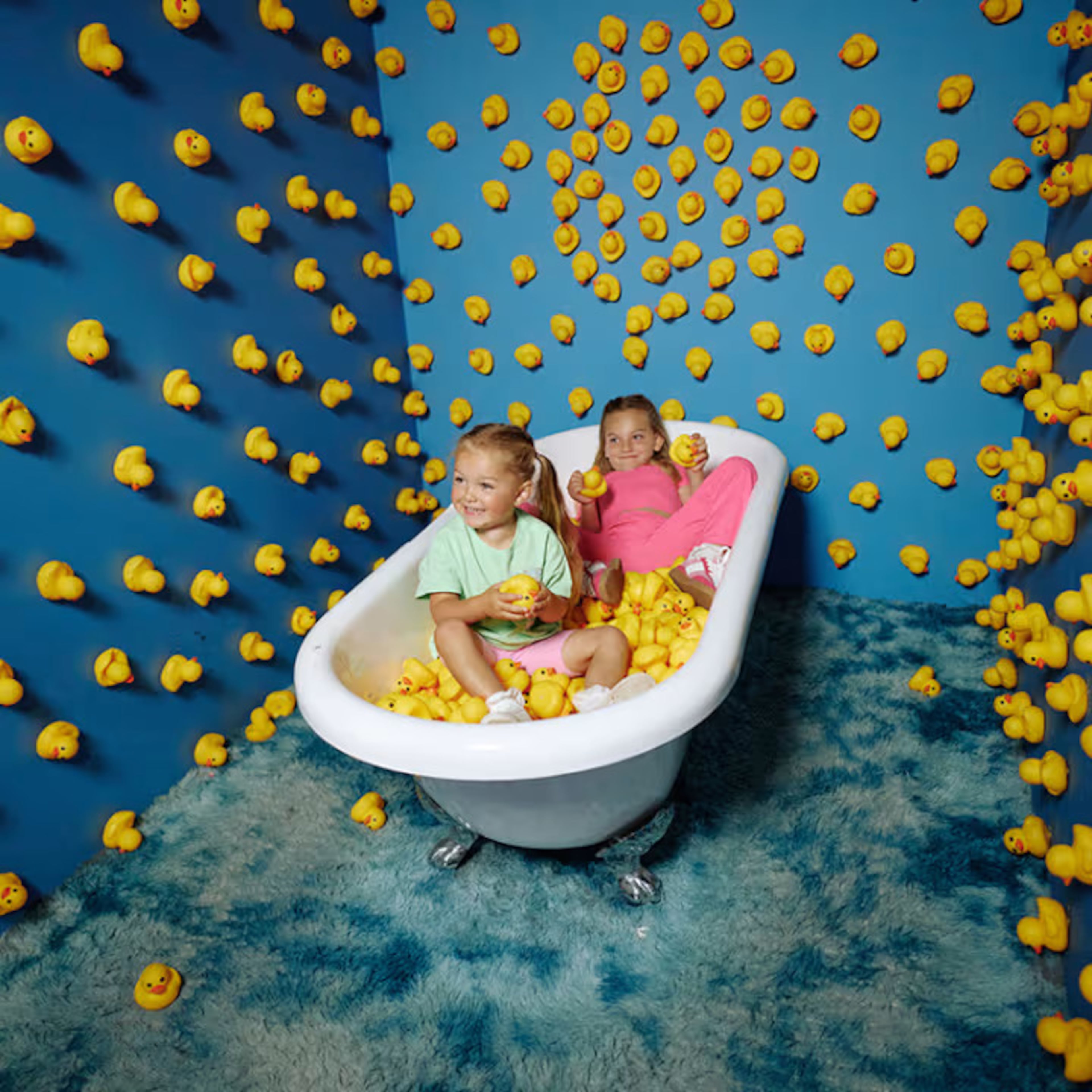 This selfie room full of bubble-themed displays is perfect for Instagram photos and videos. (Courtesy of Exhibition Hub)