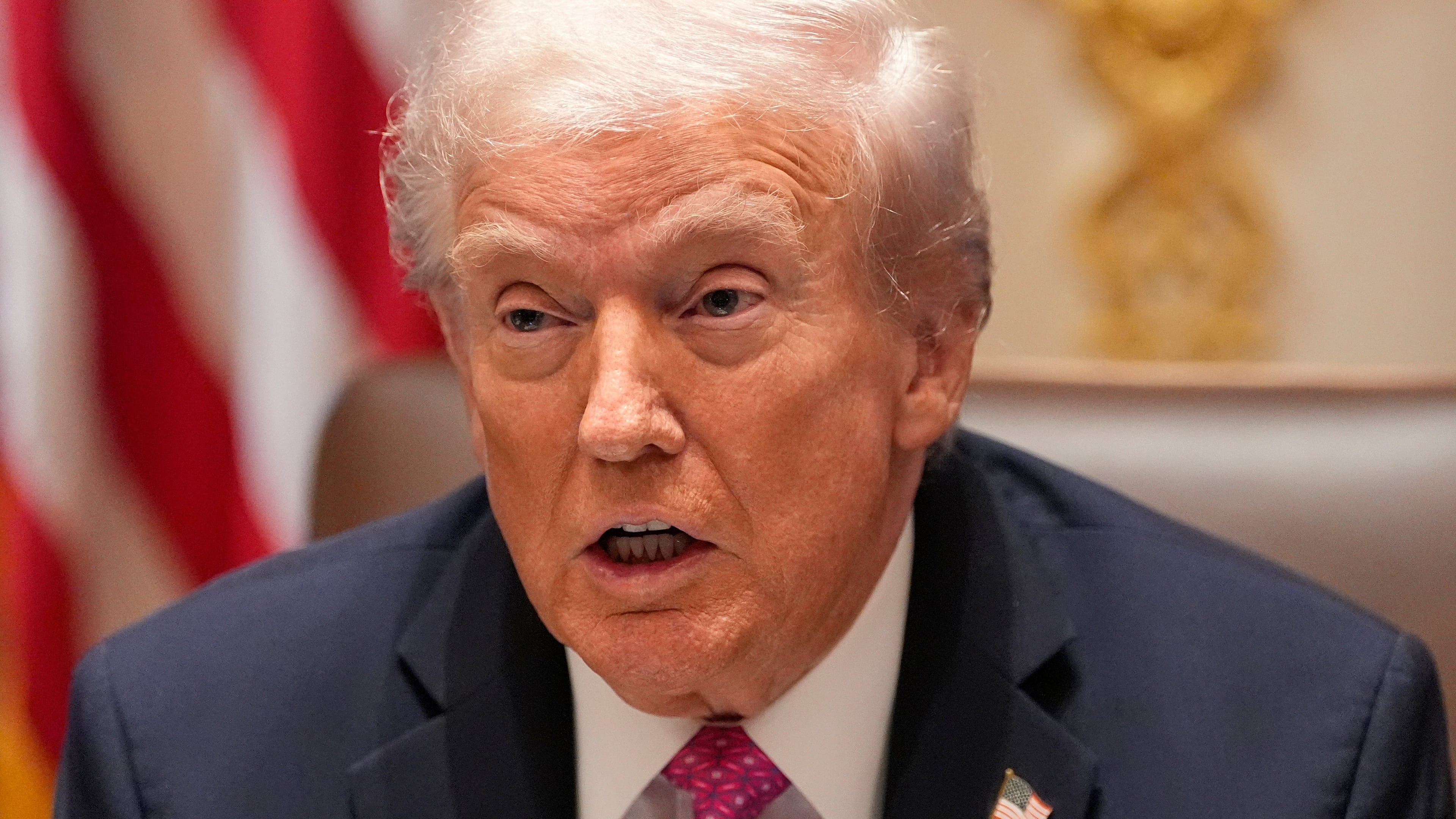 President Donald Trump speaks before a lunch with Ukraine's President Volodymyr Zelenskyy in the Cabinet Room of the White House, Friday, Oct. 17, 2025, in Washington. (AP Photo/Alex Brandon)