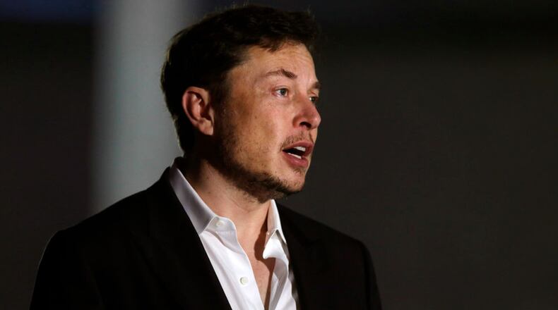 Chicago  Engineer and tech entrepreneur Elon Musk of The Boring Company talks about constructing a high speed transit tunnel at Block 37 during a news conference on June 14, 2018 in Chicago, Illinois. Musk said he could create a 16-passenger vehicle to operate on a high-speed rail system that could get travelers to and from downtown Chicago and O'hare International Airport under twenty minutes, at speeds of over 100 miles per hour.