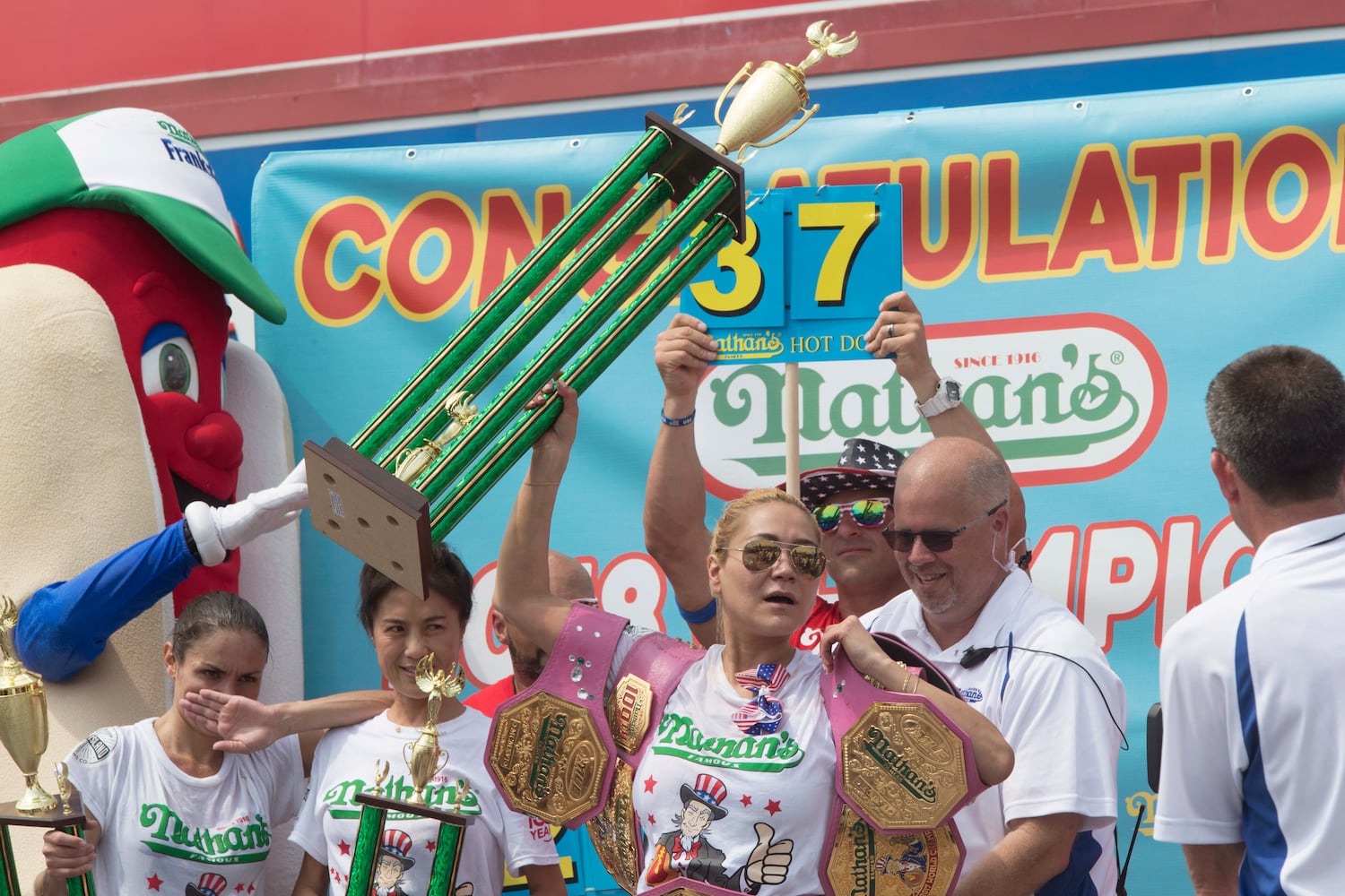 Photos: 2018 Nathan's Famous International Hot Dog Eating Contest