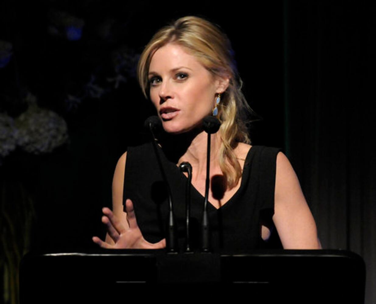Hollywood up-and-comers get Breakthrough awards