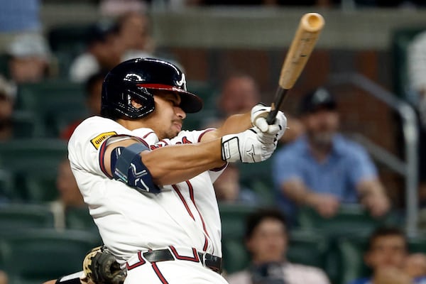 Atlanta Braves' Drake Baldwin hits a walk off RBI single to beat the Cincinnati Reds during the eleventh inning of a baseball game, Thursday, May 8, 2025, in Atlanta. (AP Photo/Butch Dill)
