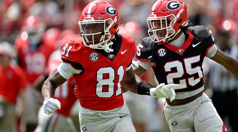 Georgia wide receiver Craig Dandridge Jr. (81) warms up during the 2026 G-Day spring football game at Sanford Stadium on Saturday, April 18, 2026, in Athens. (Hyosub Shin/AJC)