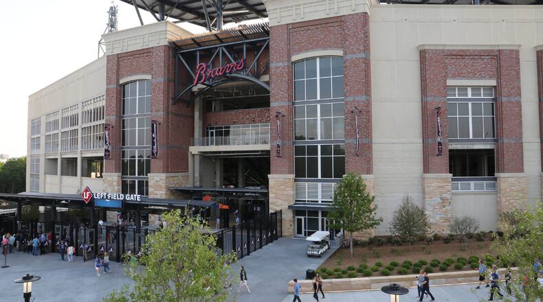 Hours before Billy Joel took the stage at SunTrust Park on Friday, fans began filtering into the stadium area. Photo: Robb Cohen Photography & Video /RobbsPhotos.com