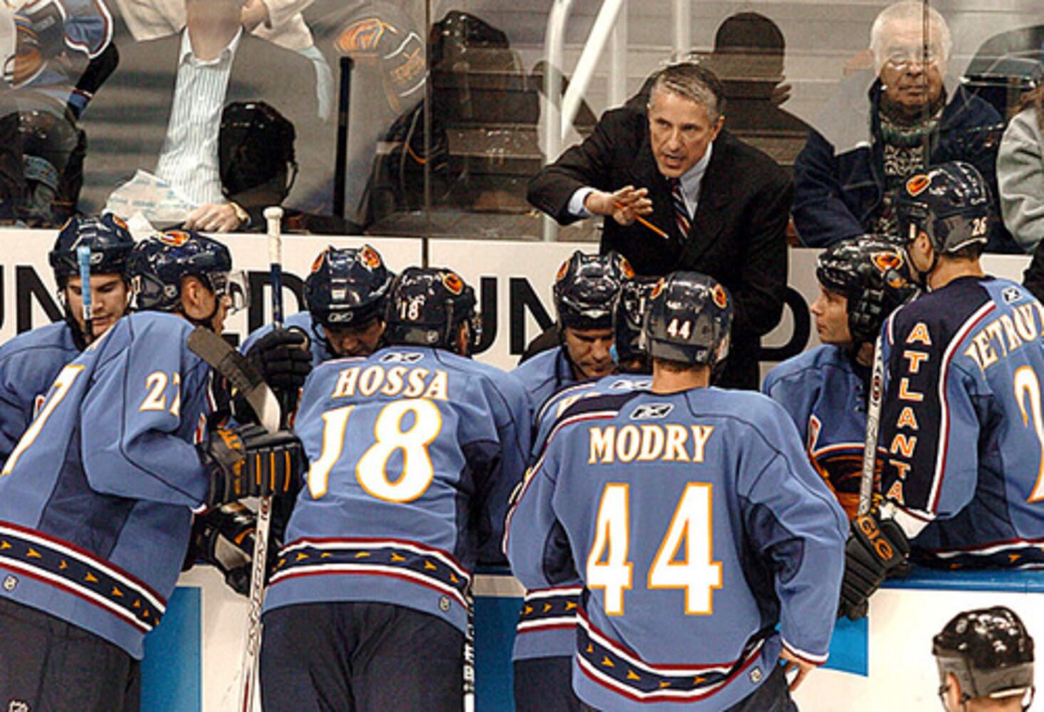 Thrashers fire Bob Hartley