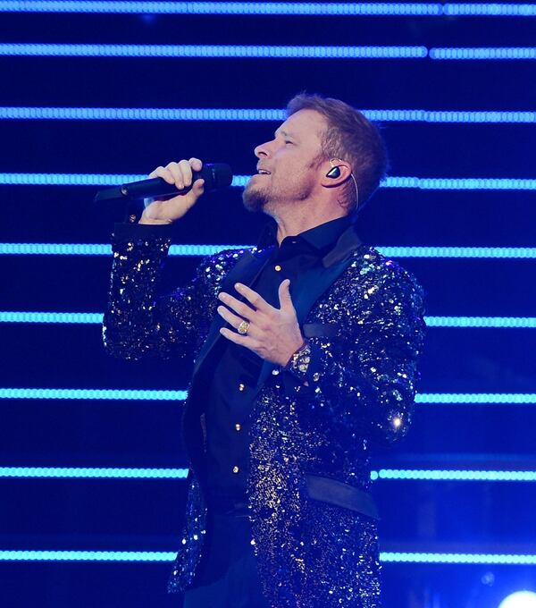  Georgia's Brian Littrell belts out a ballad.