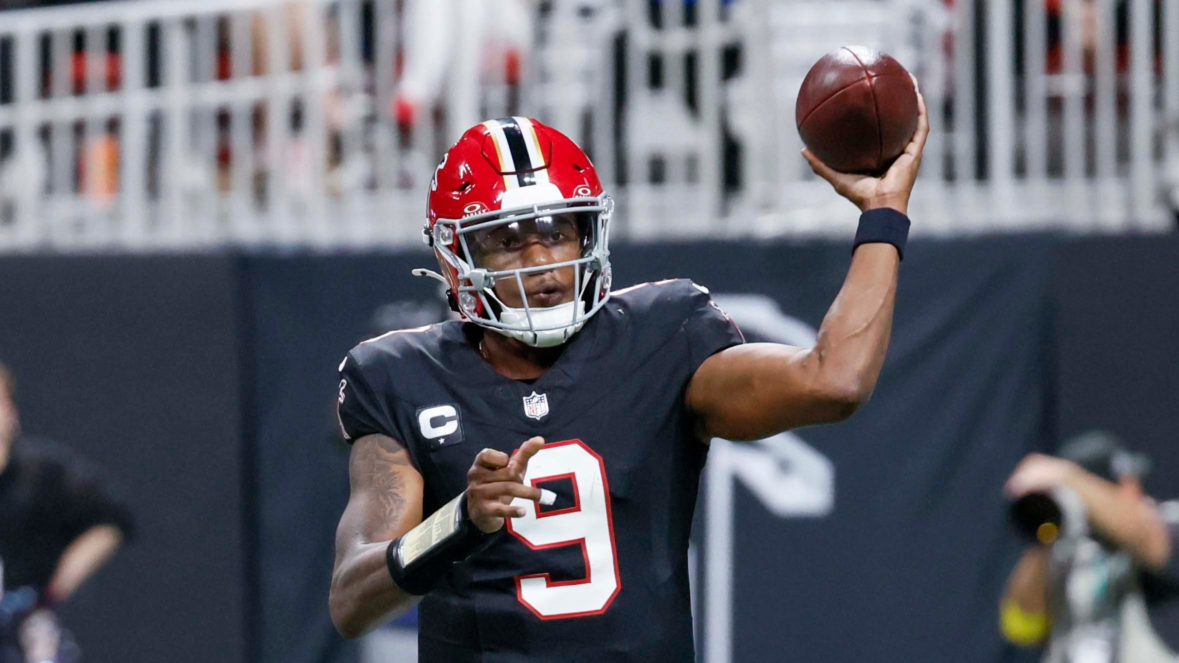 Atlanta Falcons quarterback Michael Penix Jr. attempts a pass in the second half of an NFL game against the Buffalo Bills at Mercedes-Benz Stadium in Atlanta on Monday, Oct. 13, 2025. (Miguel Martinez/AJC)