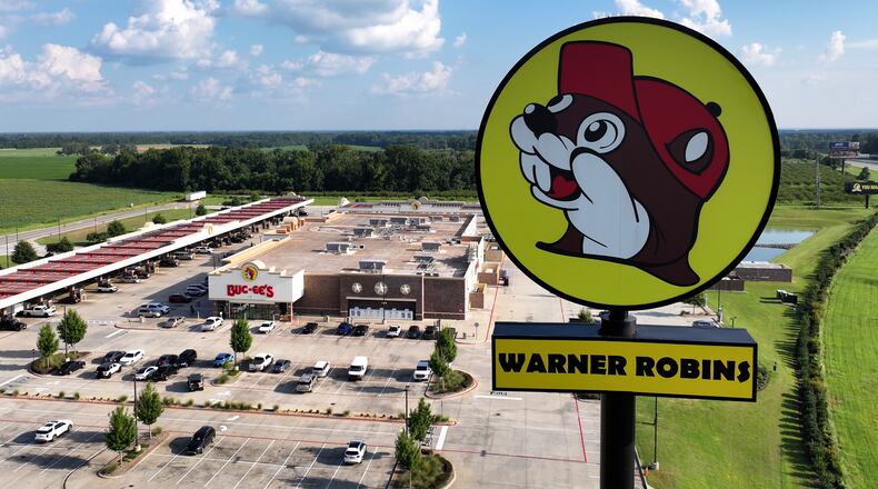 A Buc-ee's that sprouted in the Middle Georgia countryside along I-75 in 2020 will, in 2027, be joined by another midstate location 28 miles to the north. (Hyosub Shin/AJC)