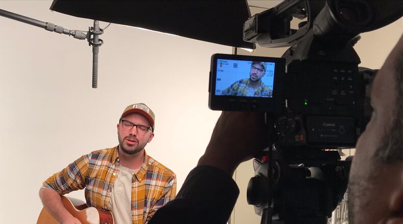 Alex Guthrie in the AJC studio November 16, 2017. CREDIT: Rodney Ho/rho@ajc.com