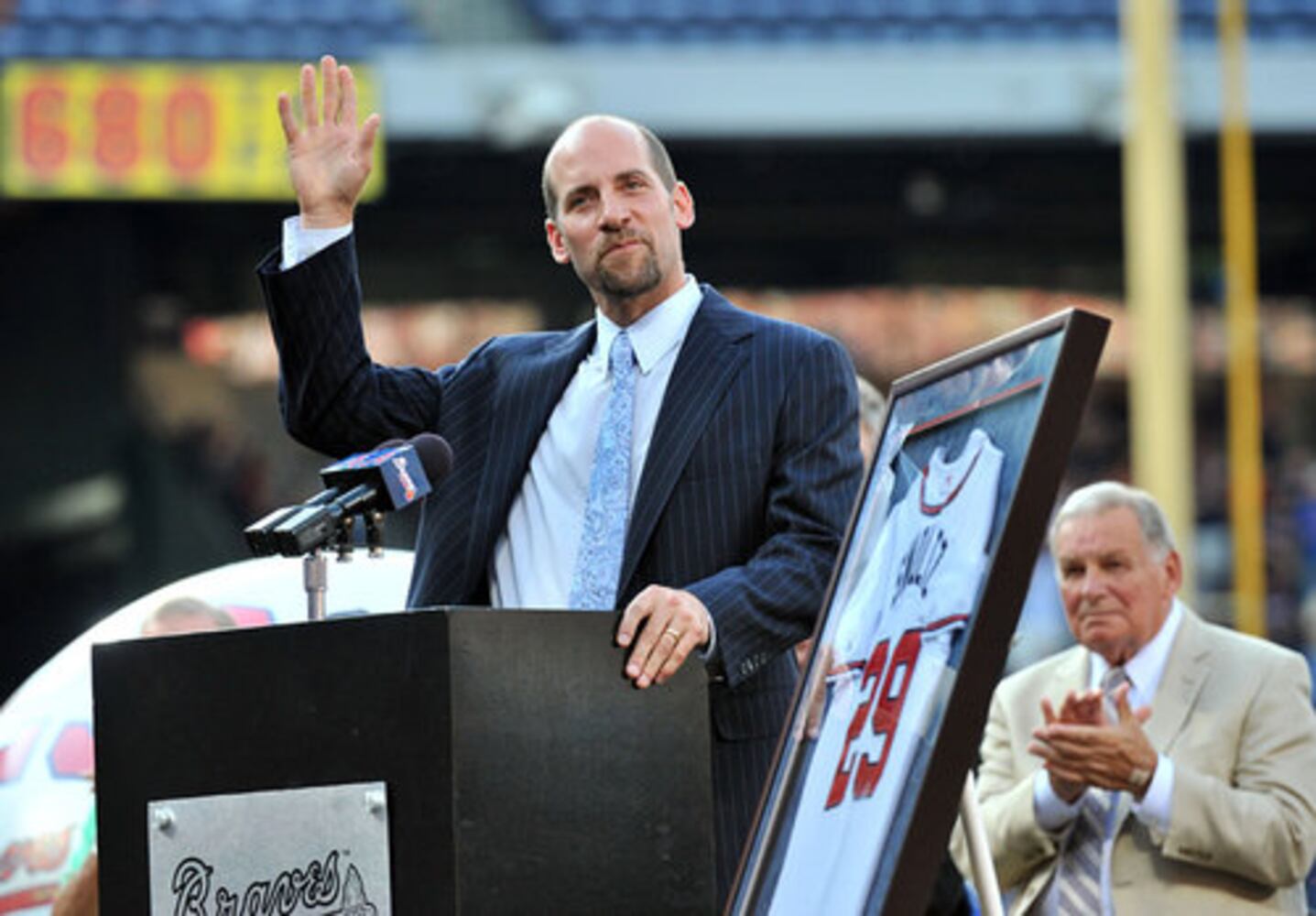 John Smoltz inducted into Braves Hall of Fame