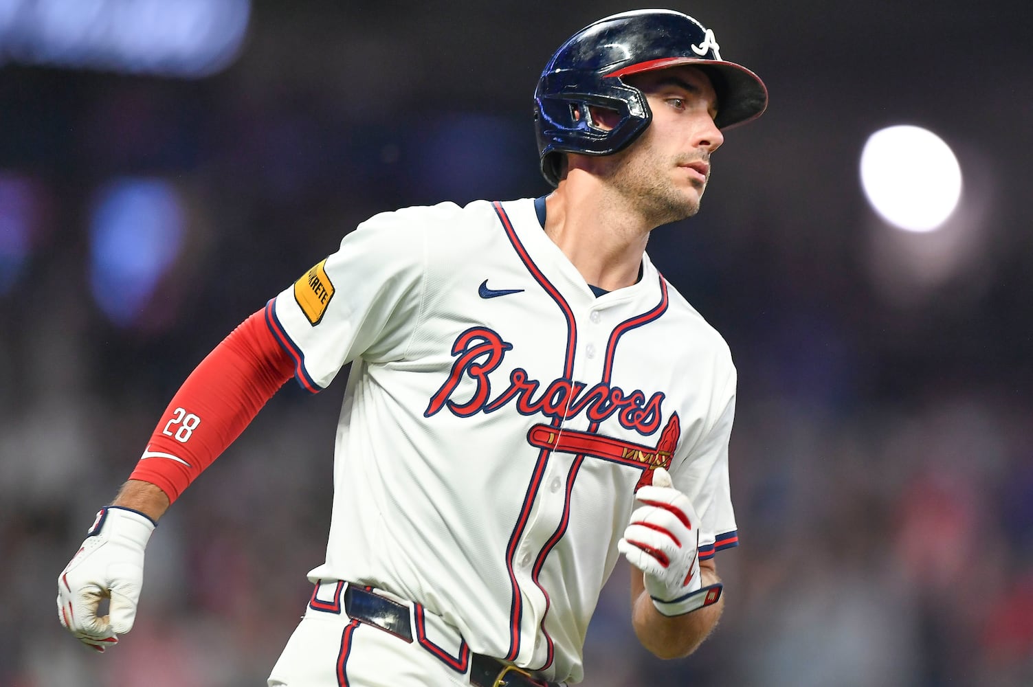 Atlanta Braves first base Matt Olson (28) rounds the bases after hitting a solo home run against the Mets in the seventh inning of a MLB game Wednesday, June 18, 2025 at Truist Park. (Daniel Varnado/For the Atlanta Journal-Constitution)