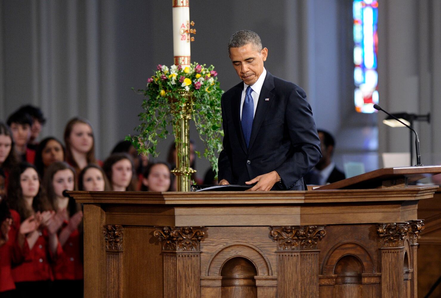April 18, 2013: President, first lady attend healing service