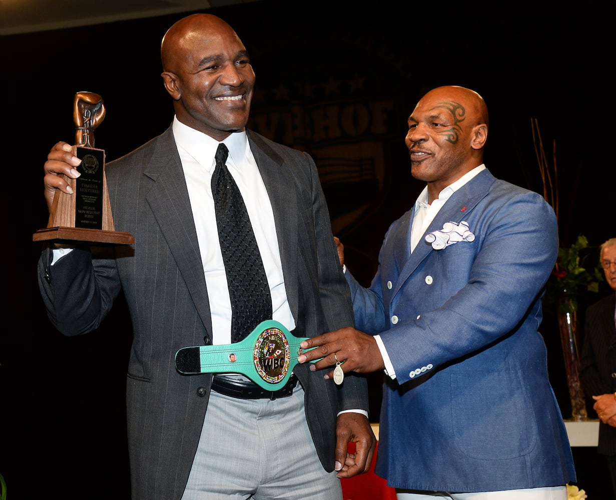 Ex-boxers honored for being former US Olympians