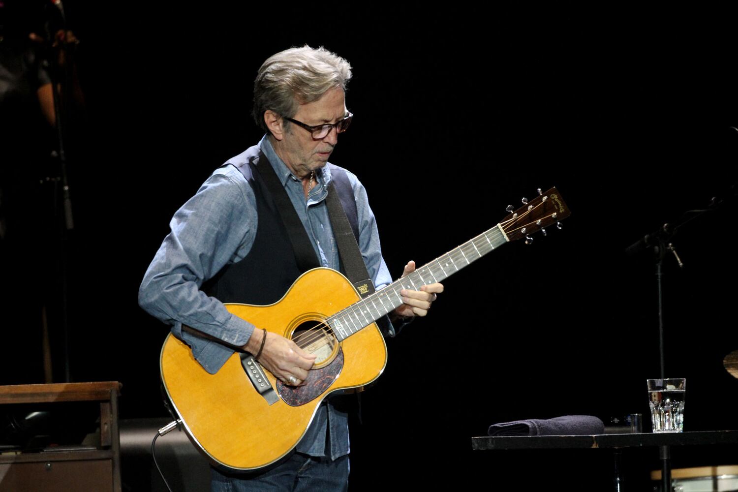 Eric Clapton plays the Gwinnett Center