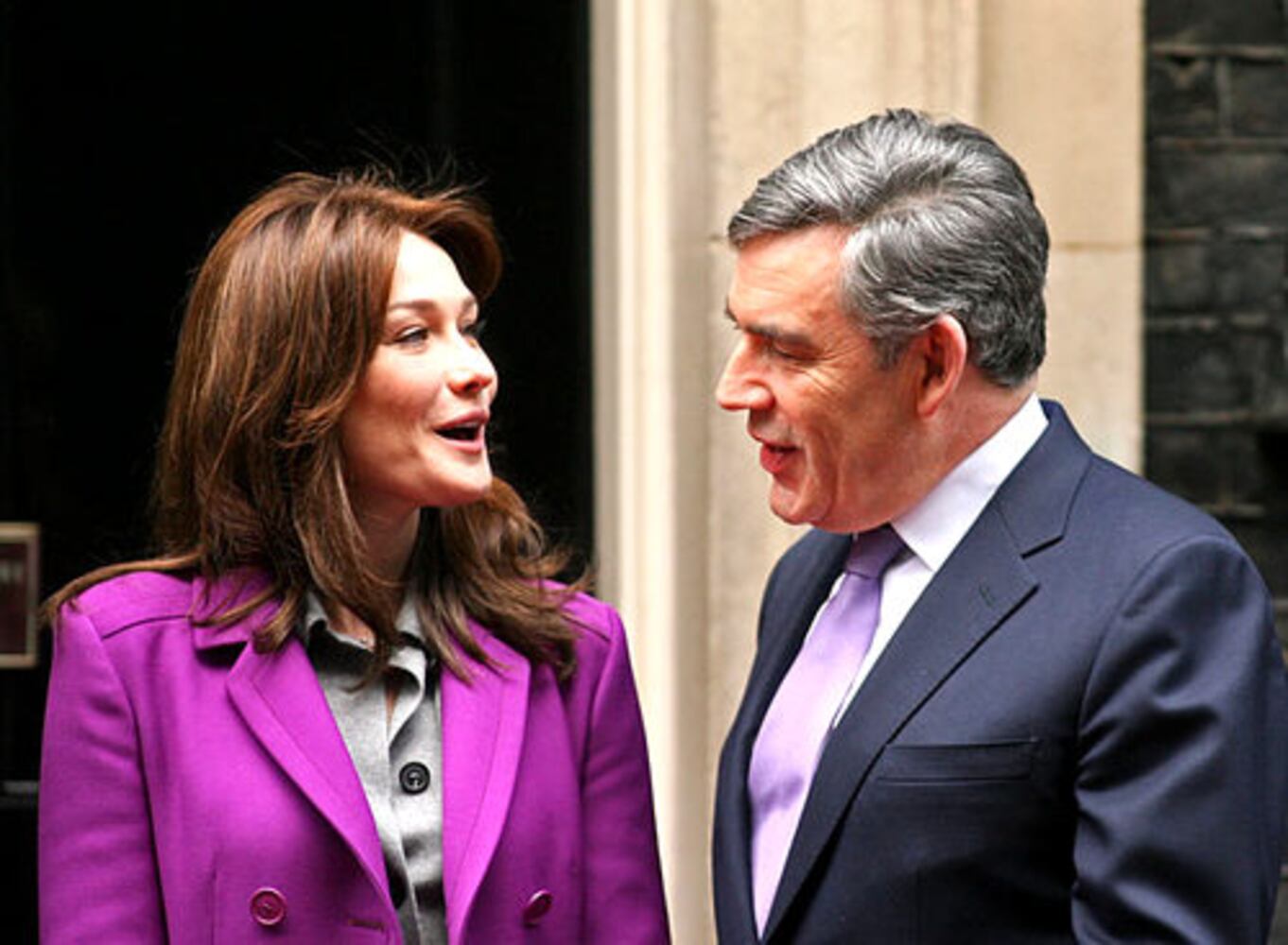 France's first lady makes a splash with Brits