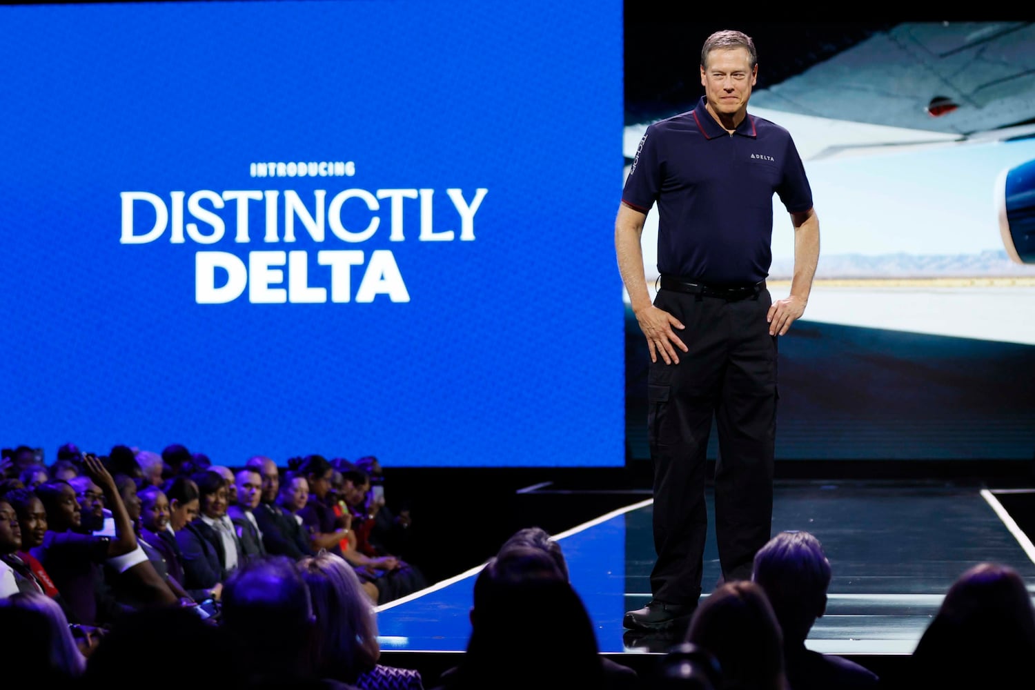 Delta unveils new employee uniform 