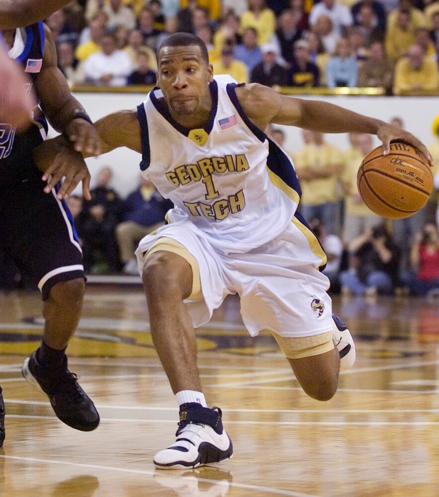 Crittenton on the court