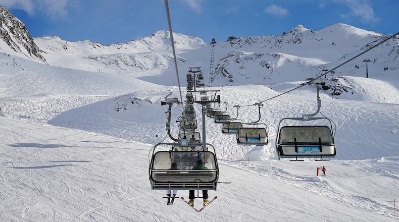 A picture of a ski lift, which is not the one that malfunctioned in Eastern Europe, injuring 10 tourists.