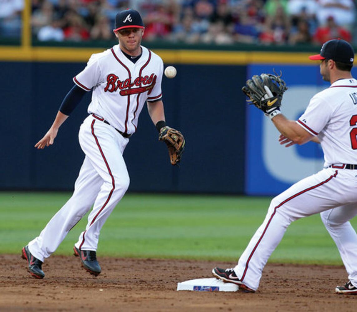 Braves snap 8-game losing streak