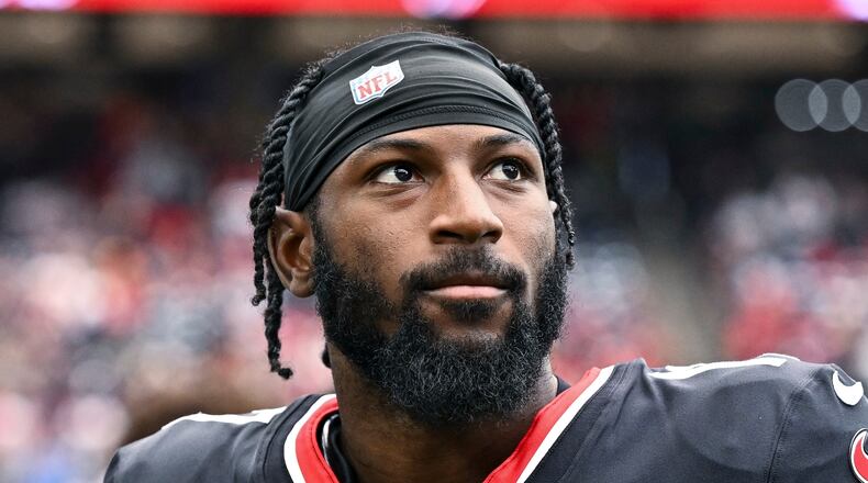 FILE - Houston Texans cornerback Kris Boyd, currently a player with the New York Jets, looks on prior to an NFL football game against the Tennessee Titans, Nov 24, 2024, in Houston. (AP Photo/Maria Lysaker, File)