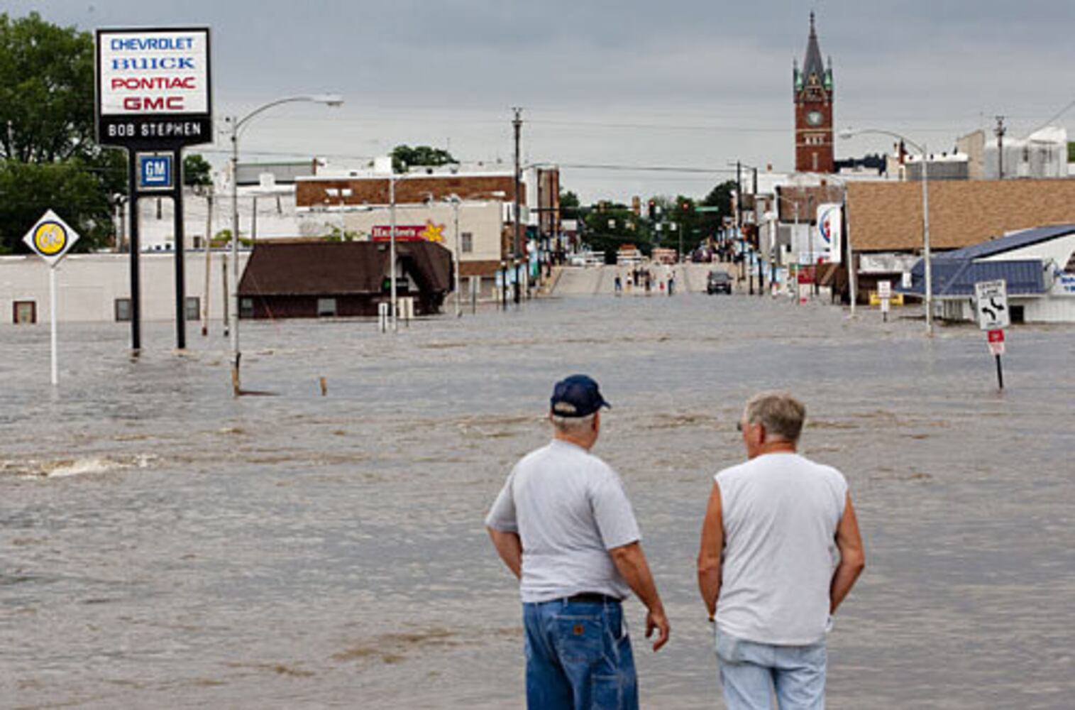 Rains spur massive Iowa flooding
