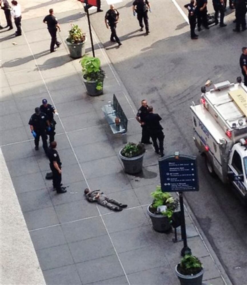 Empire State Building Shooting NYC Aug 24