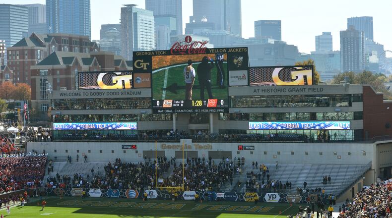 Georgia Tech Yellow Jackets vs. the Clemson Tigers at Bobby Dodd Stadium on Saturday, November 15, 2014. HYOSUB SHIN / HSHIN@AJC.COM