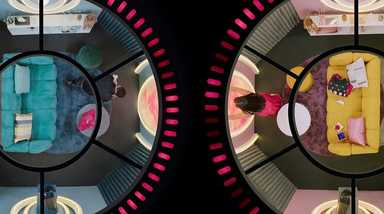 This image released by Netflix shows a scene from "Love is Blind: México." (Netflix via AP)