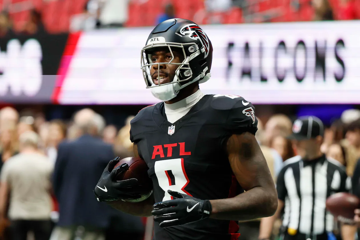 Atlanta Falcons tight end Kyle Pitts is among the Falcons' 15 potential unrestricted free agents that could hit the open market in March. Which is the most important for the Falcons to re-sign? (Miguel Martinez/AJC)