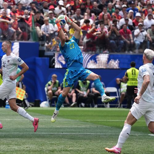 Spain goalkeeper Unai Simon (23) makes a save during the World Cup round of 32 soccer match between Spain and Austria in Inglewood, Calif., near Los Angeles, Thursday, July 2, 2026. (AP Photo/Jae C. Hong)
