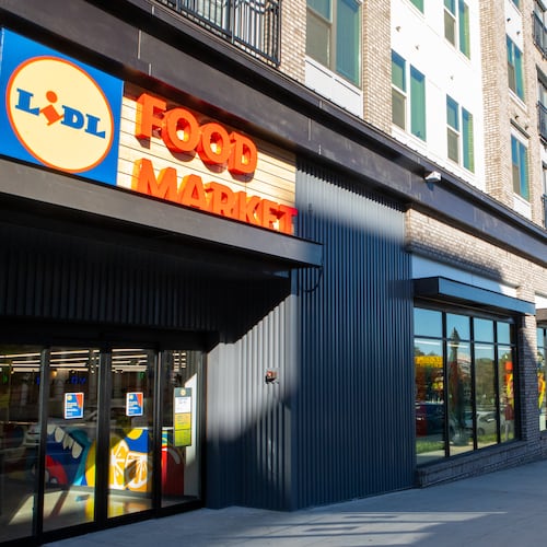 Lidl opened a new store in West Midtown on Wednesday, Oct 22, 2025. (Jenni Girtman for The Atlanta Journal-Constitution)