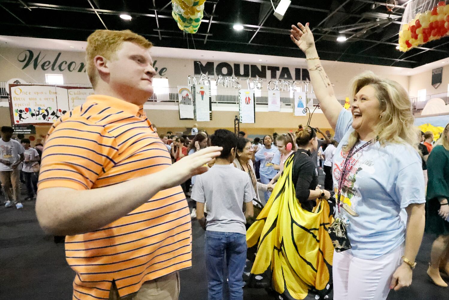 Cobb dance for students with special needs