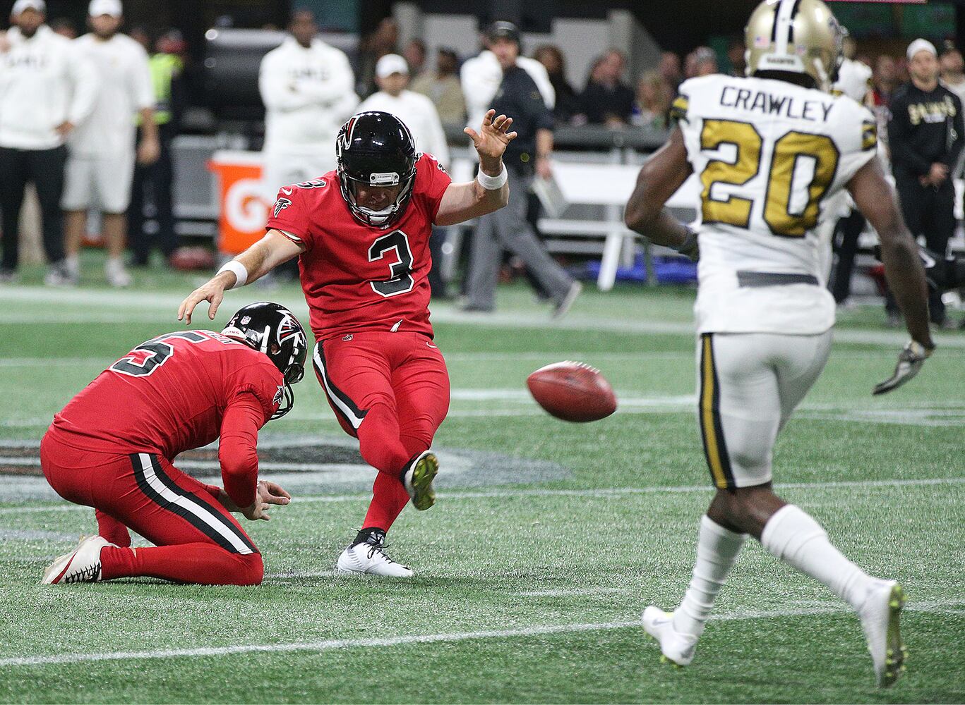 Photos: Falcons hold on, beat the Saints