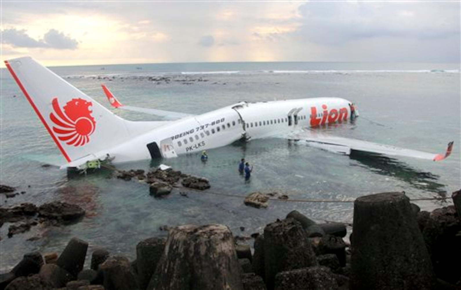 Indonesia plane crash