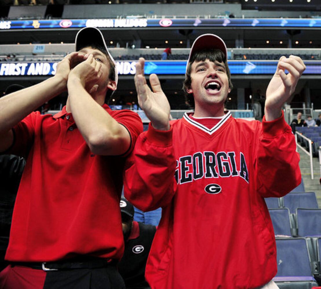 UGA fans react to the first round game