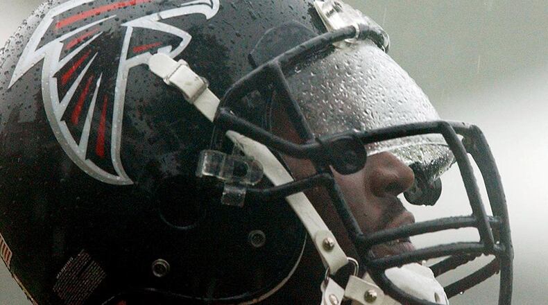 Top 50 Falcons: No. 26, Bob Whitfield