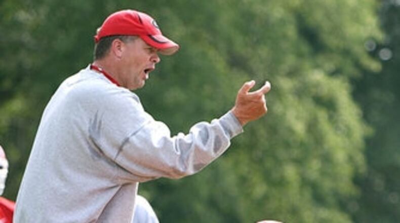 Stacy Searels is rejoining the Bulldogs as their offensive line coach.