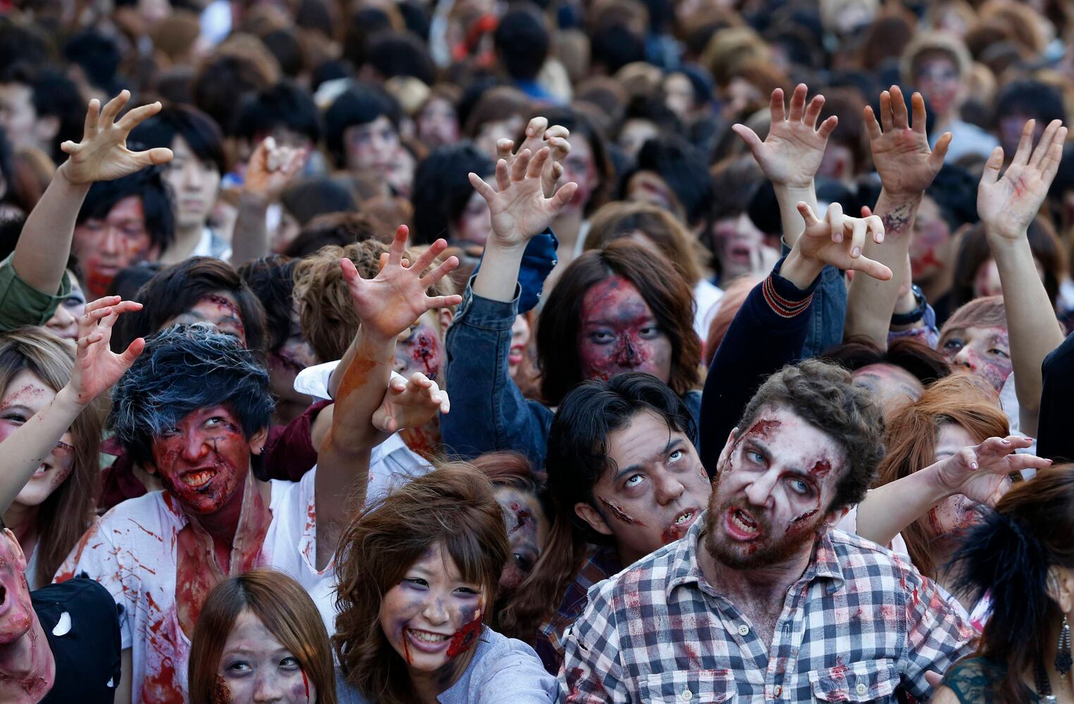 Zombies take over Tokyo Tower