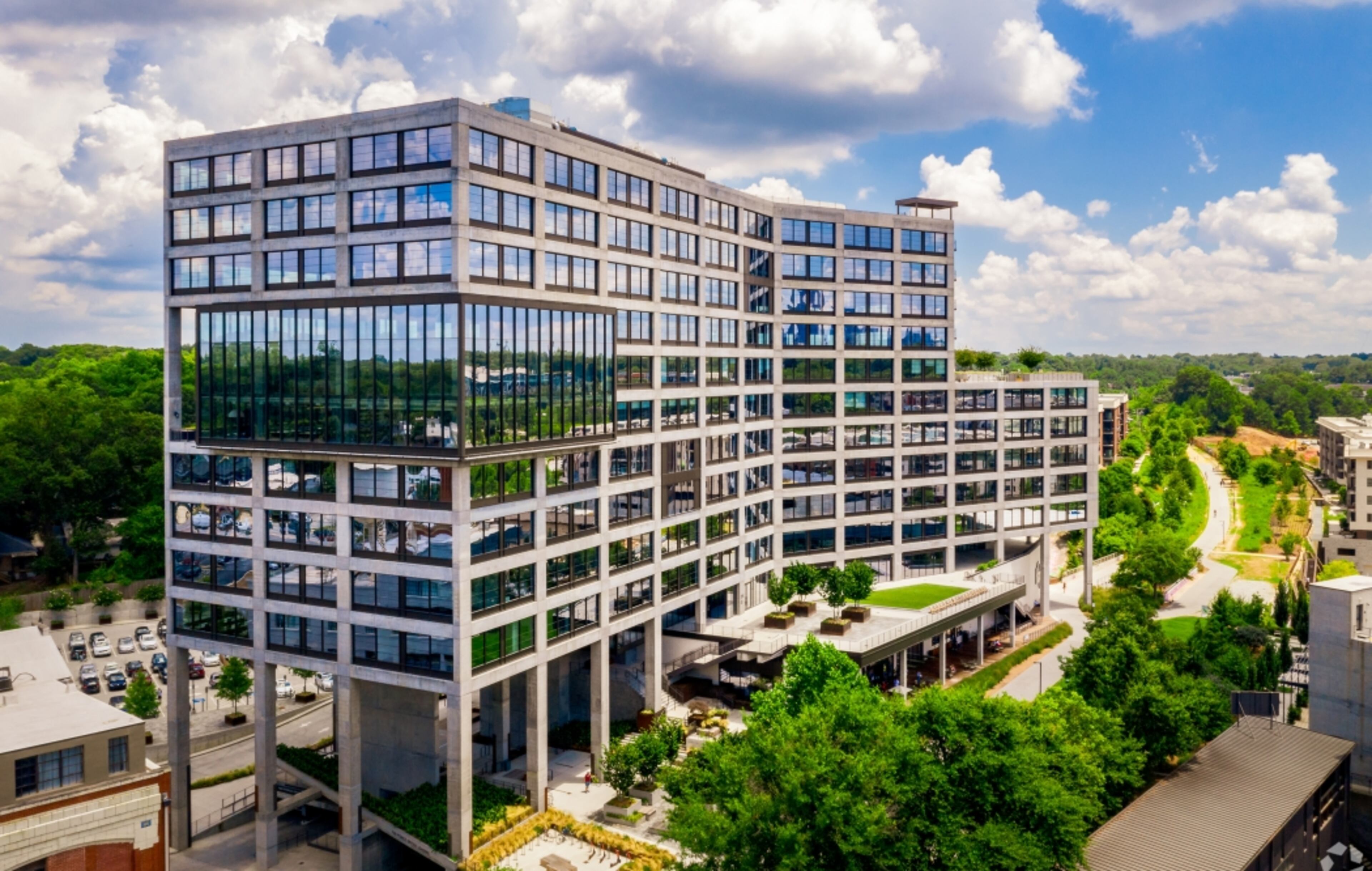 Photo of 725 Ponce along the Atlanta Beltline.