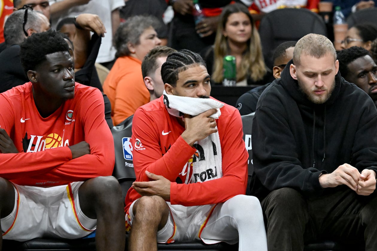 Hawks players react during the fourth quarter of their 140-89 loss to the Knicks in Game 6 of a first-round NBA playoff series Thursday, April 30, 2026, at State Farm Arena in Atlanta. (Hyosub Shin/AJC)