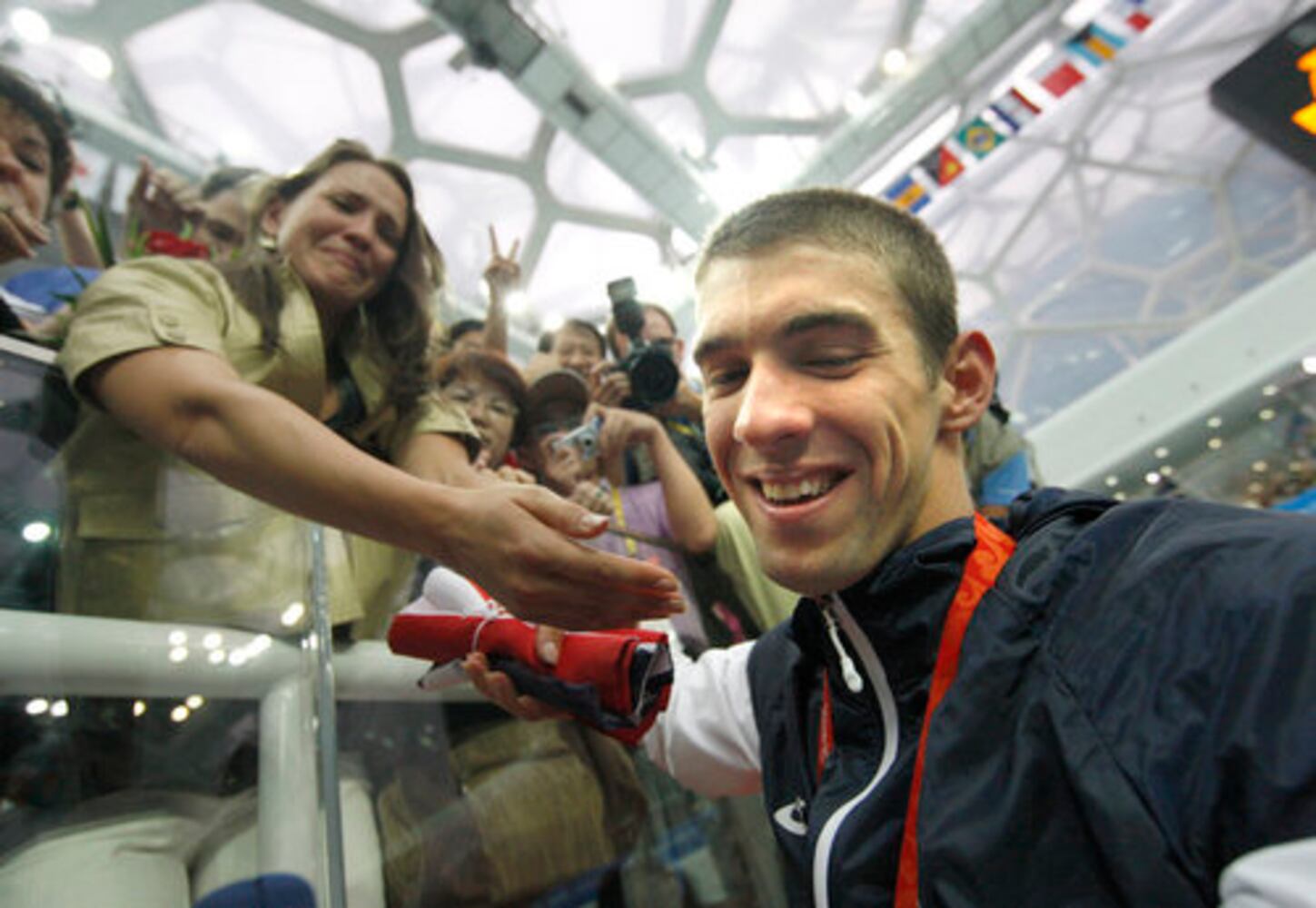 Michael Phelps Wins 8th Gold Medal