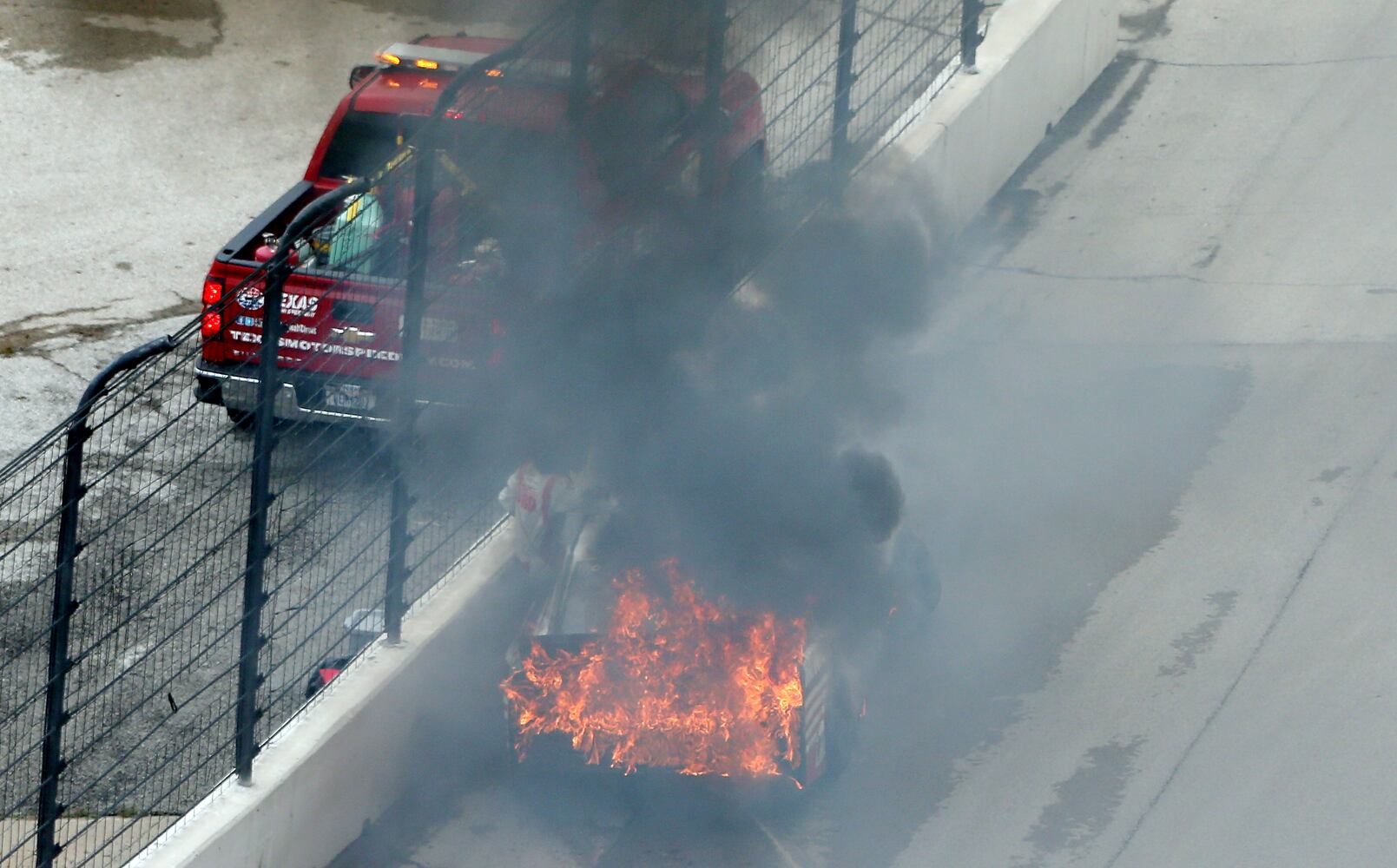Earnhardt Jr. finishes last after crash
