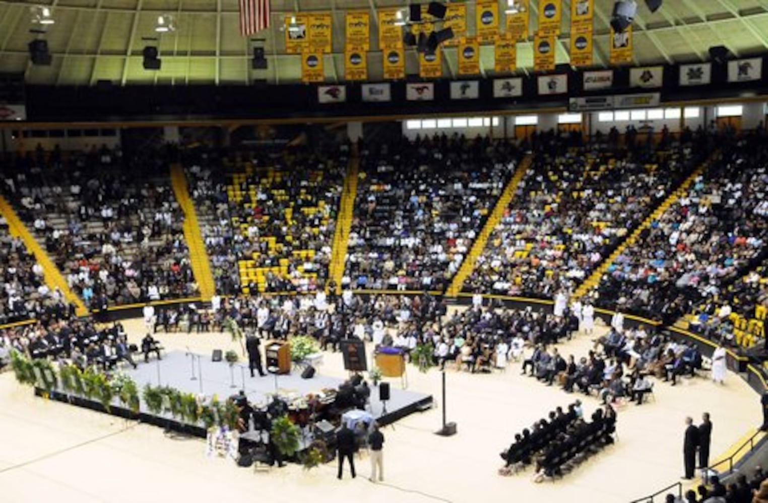 Steve McNair's funeral held in Hattiesburg